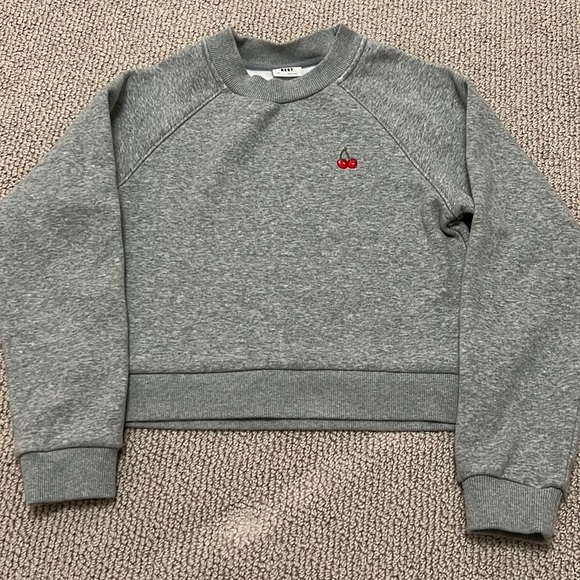 Crop Sundays best sweater size xxs - Picture 1 of 3